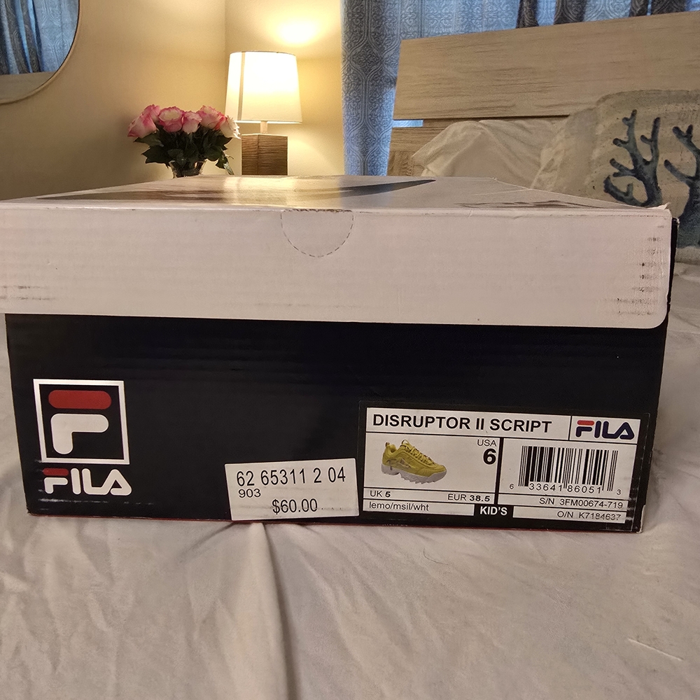 Fila Yellow Sneakers Size Kid's 6 / Women's 8 - Picture 6 of 6